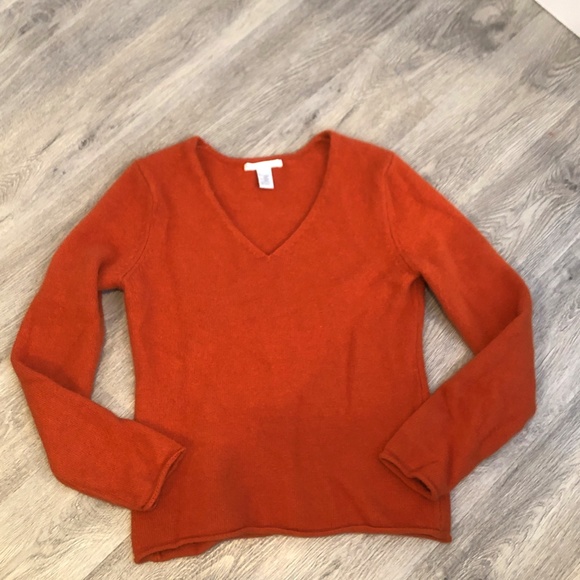 Sarah Spencer size large soft orange sweater - Picture 3 of 8